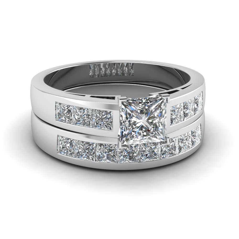  Princess  Cut Channel Diamond  Wedding  Ring  Set  In 950 